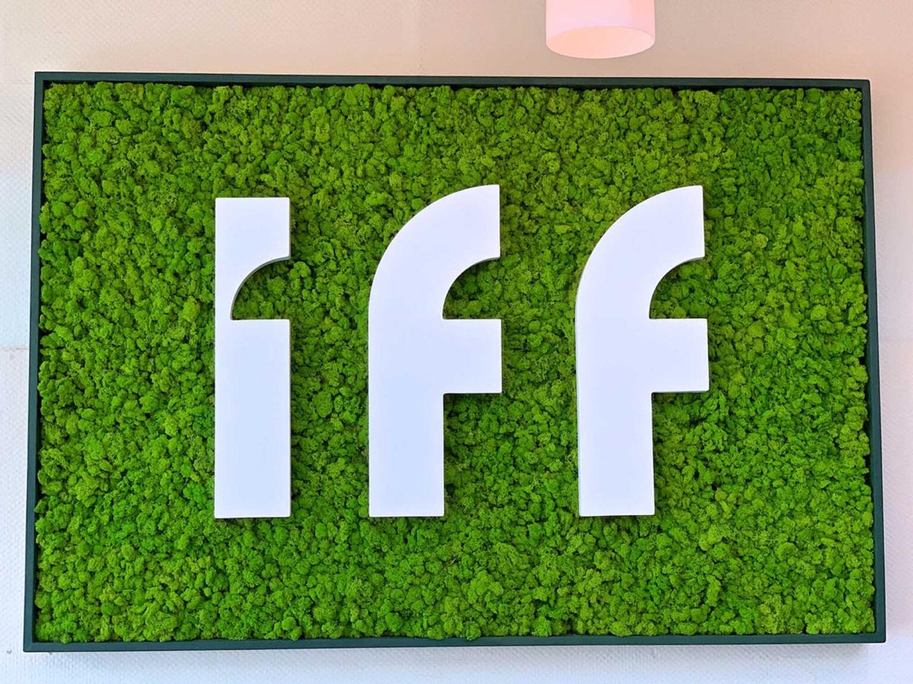 Moss Green Wall